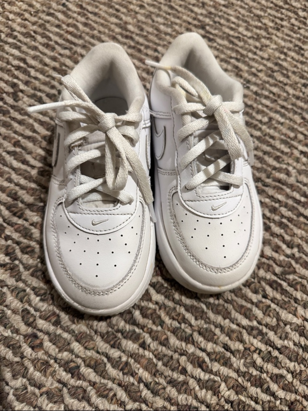 Nike Kids White Low-Top Lace-Up Sneakers Size 10